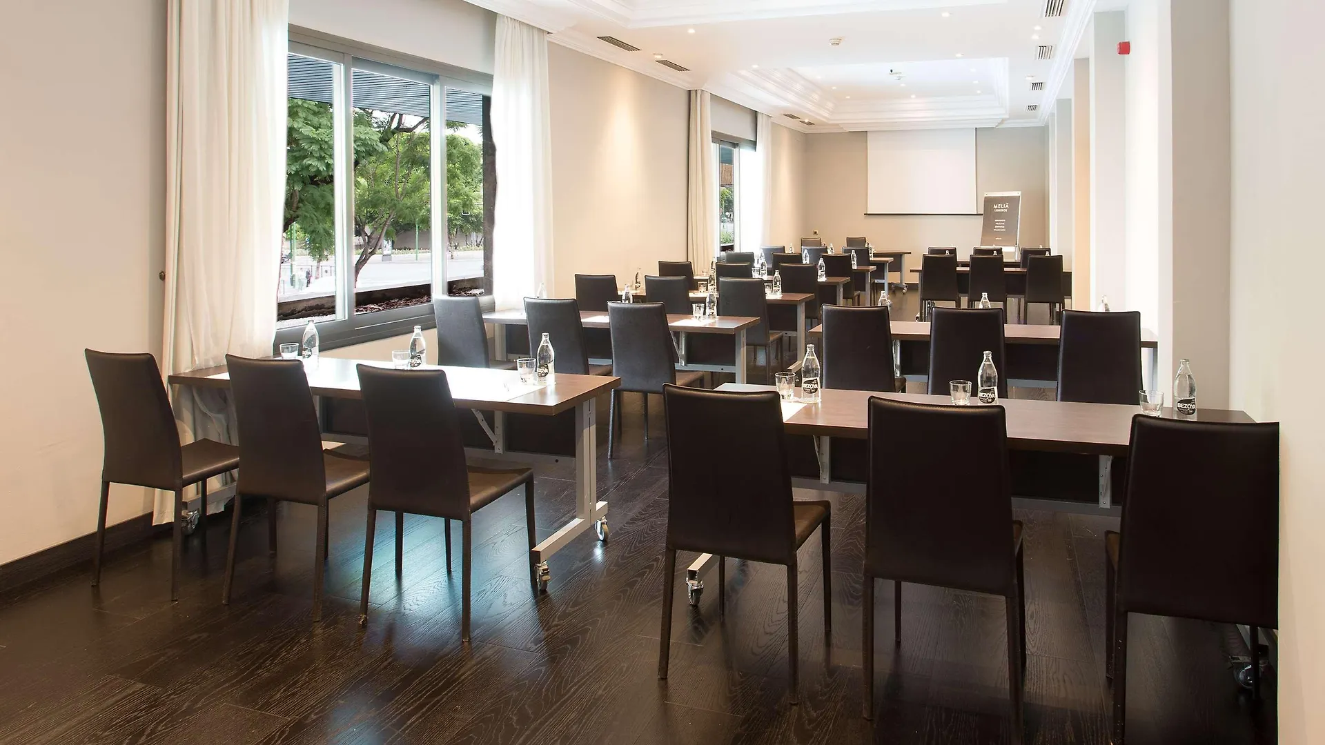 Hotel Melia Lebreros Sevilla 4*,  Španělsko